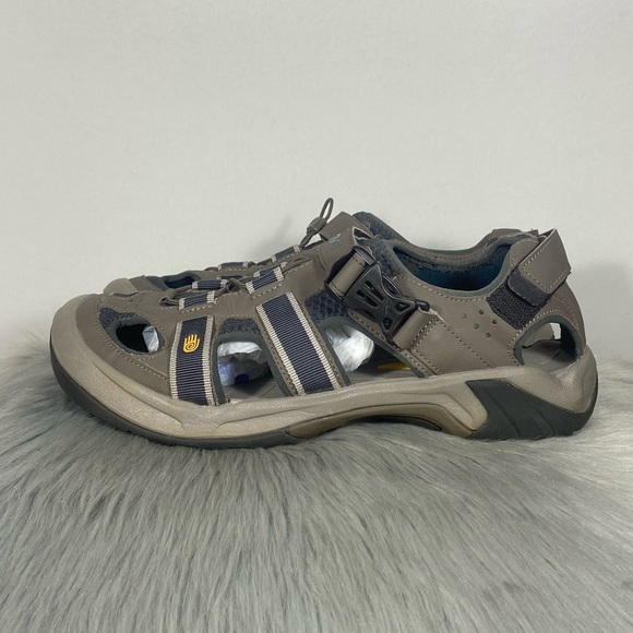 Teva Omnium Closed Toe Men Sport Hiking Sandals